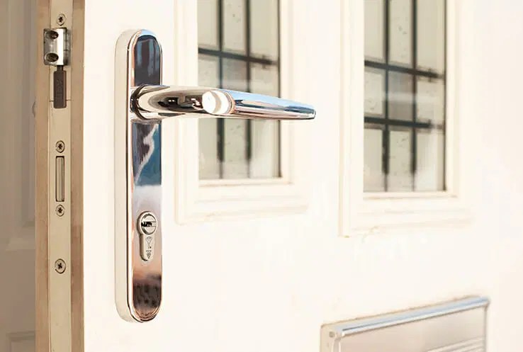 Locks, handles & hinges